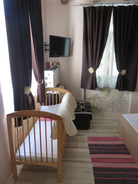 Apartment Barbara - Bojana Sibenik Ruang foto