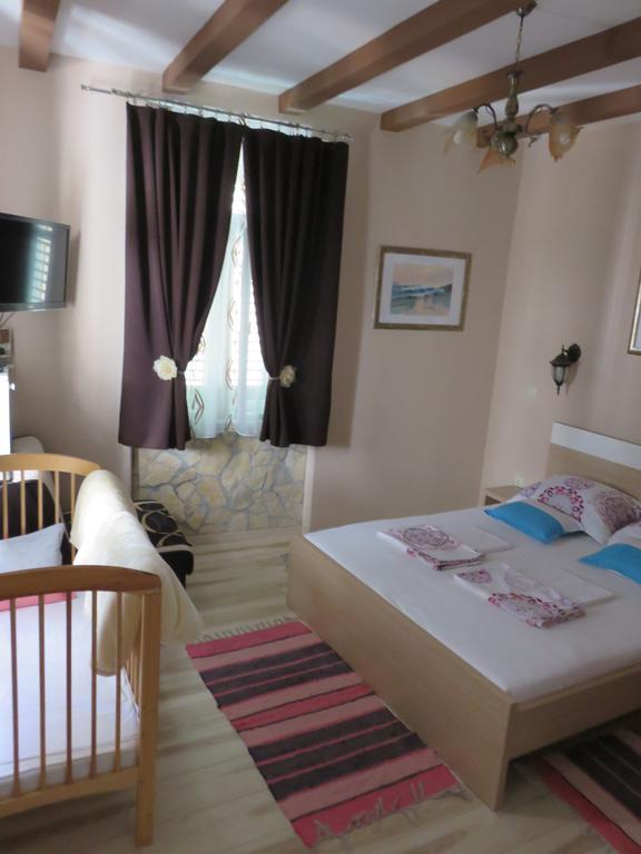 Apartment Barbara - Bojana Sibenik Ruang foto