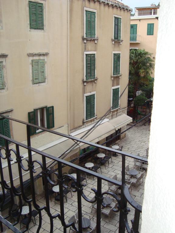 Apartment Barbara - Bojana Sibenik Ruang foto