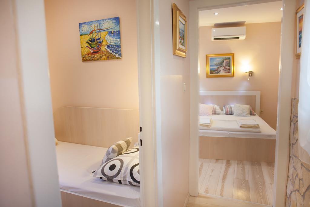 Apartment Barbara - Bojana Sibenik Bagian luar foto
